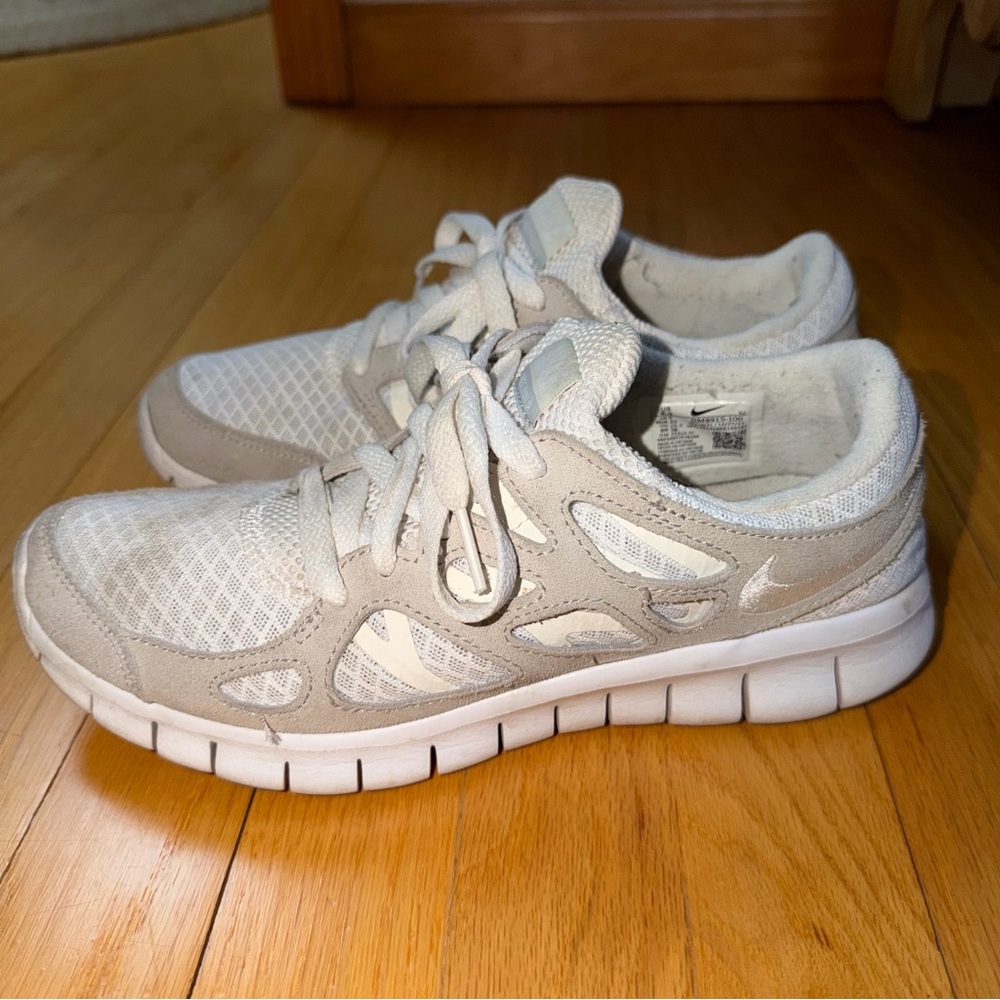 Nike Mesh White and Tan Running Shoes